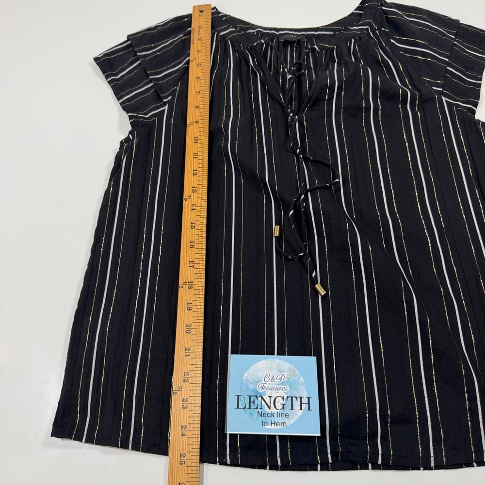 Ann Taylor Women’s Black White Gold Metallic Stripe Flutter Sleeve Tie Neck Top‎ - Picture 8 of 10
